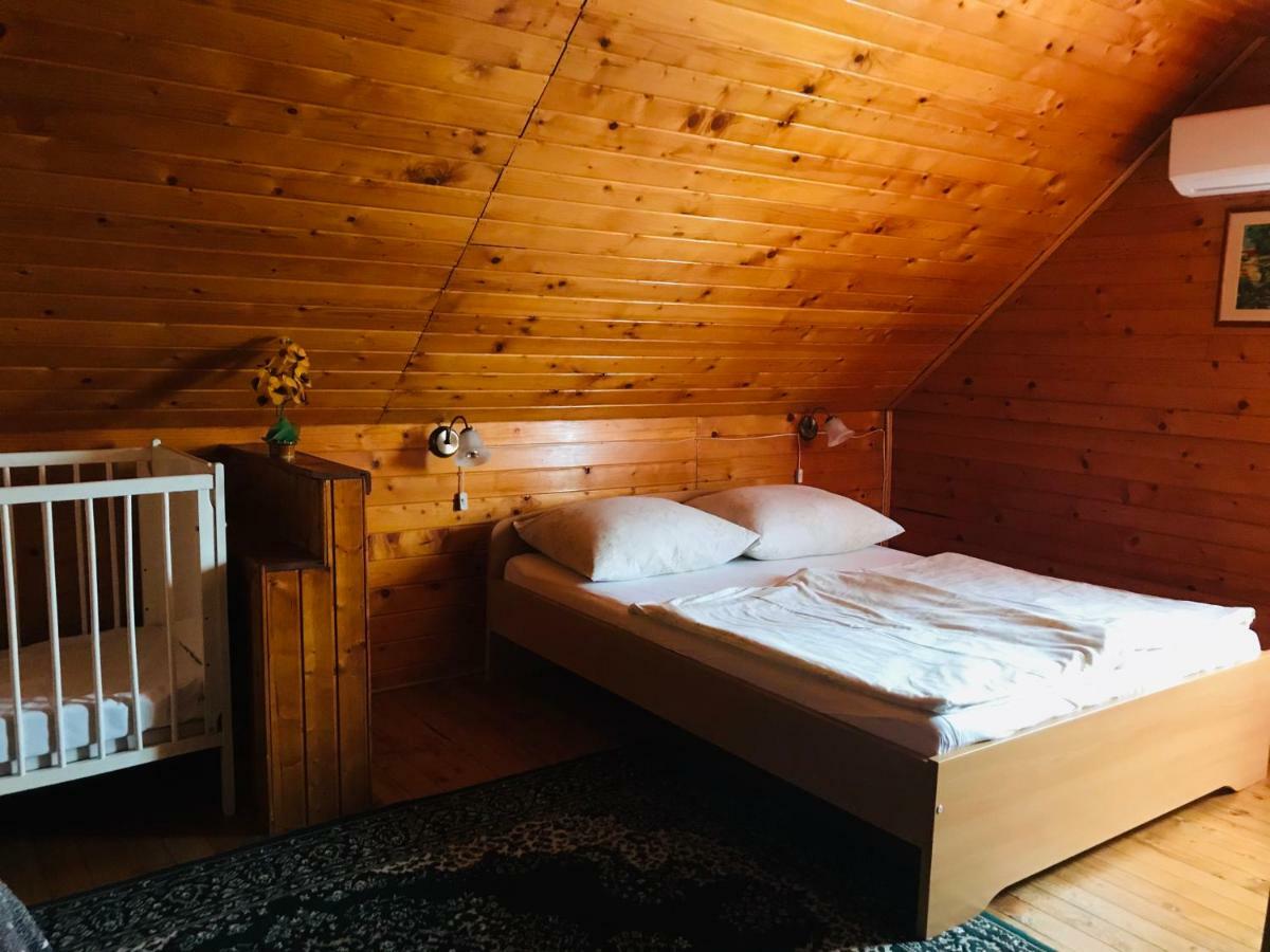 Villa Lellei Pihenohaz Balatonlelle Extérieur photo
